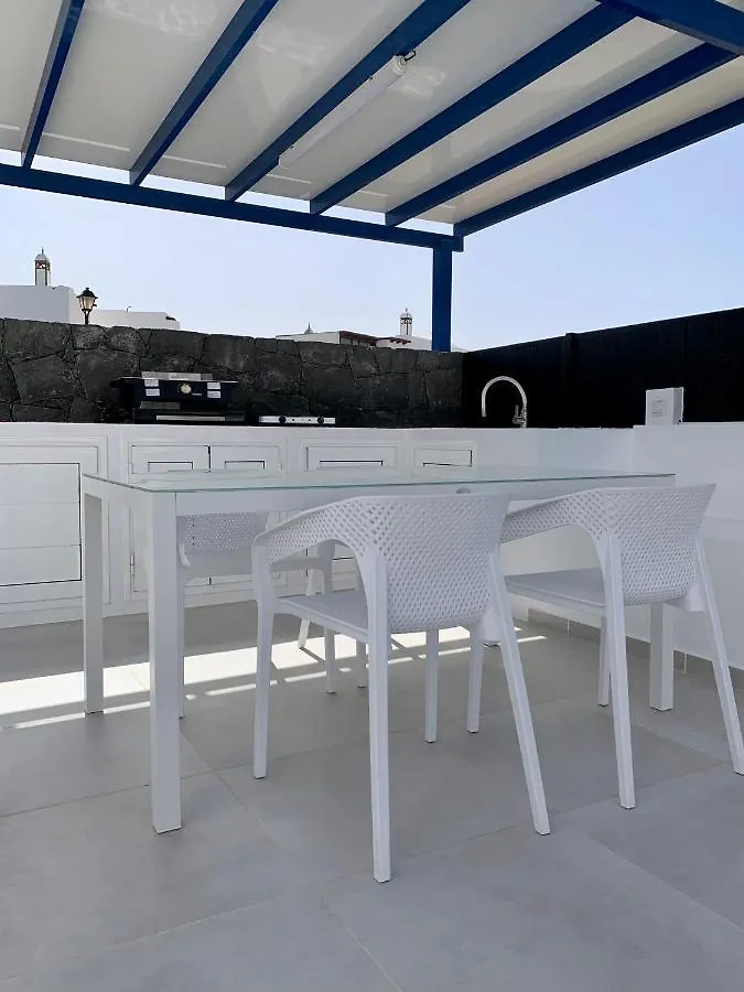 Fashion Villa Armonia, Heated Pool Playa Blanca
