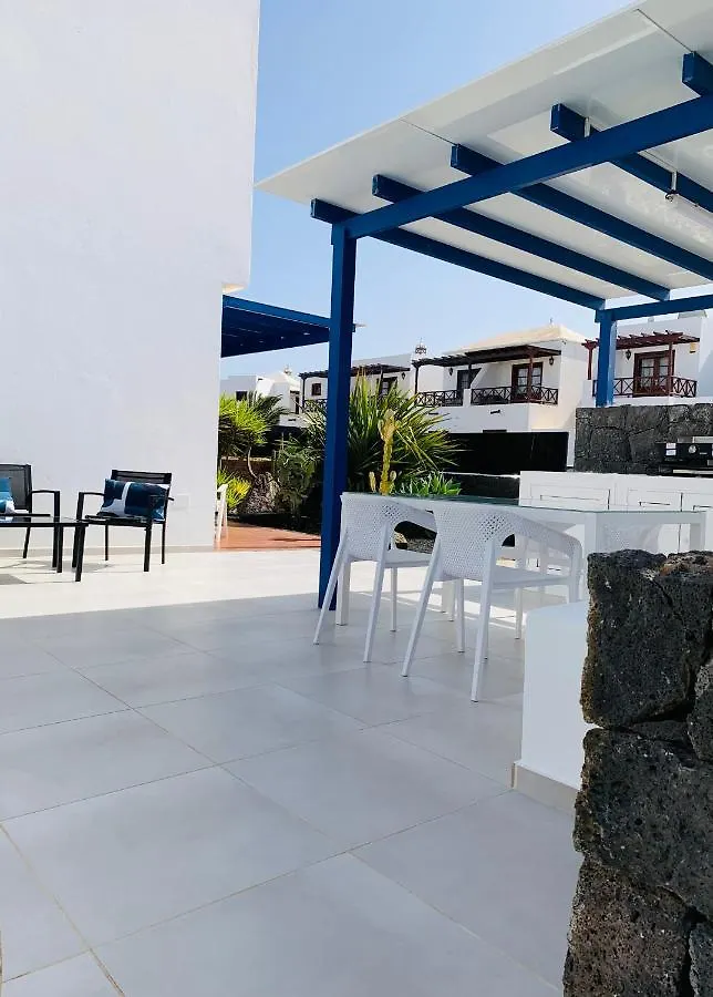 Fashion Villa Armonia, Heated Pool Playa Blanca  0*, Playa Blanca (Lanzarote)